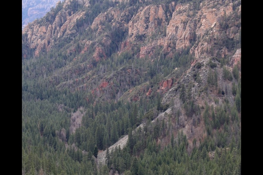 Oak Creek Canyon scenic byway into Sedona
